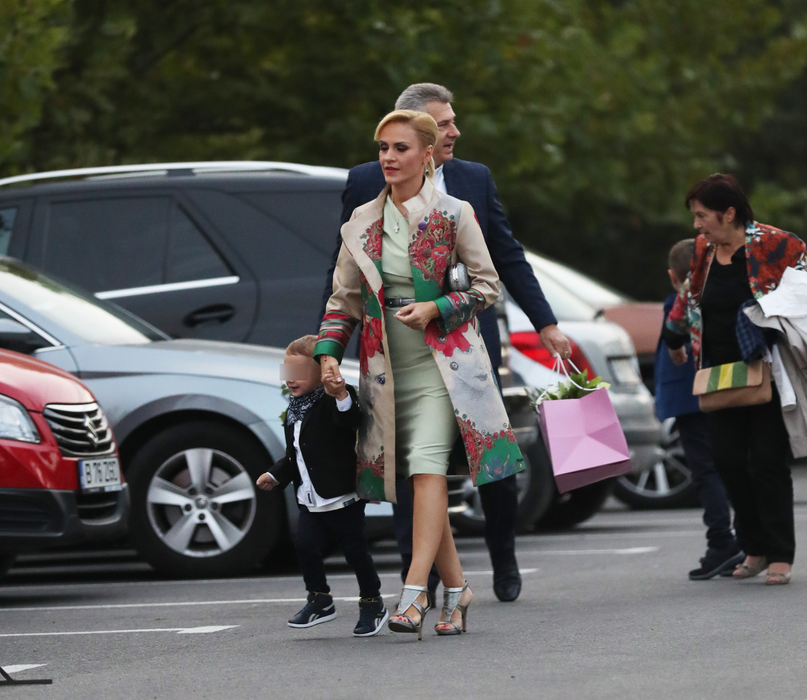 Gabriela Firea a fost foarte elegantă