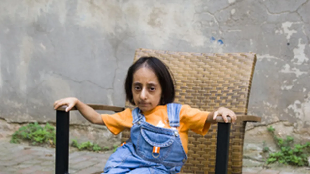 Ea este cea mai mica femeie din lume!