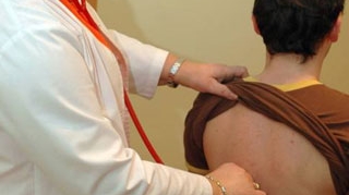 Medicii de familie le-ar putea cere pacientilo sa plateasca pentru consultatii