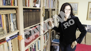 Lavinia Pintea nu mai are timp sa practice terapia prin bioenergie! Se pregateste sa-si deschida un cabinet medical la Craiova!