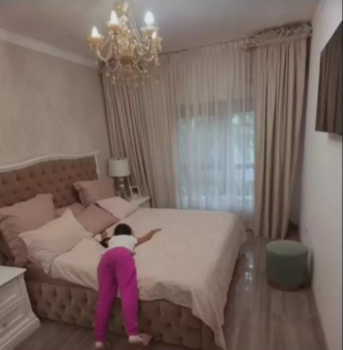 Bianca Drăgușanu locuiește într-un apartament luxos/ Sursa foto: Instagram
