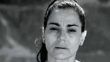 Video genial! Vezi o parodie sangeroasa dupa spotul cu Maia Morgenstern in care ea isi doneaza aurul: Nu mai risipi sangele, Maia...doneaza-l!