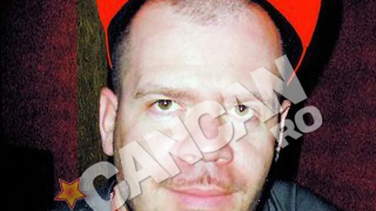 Un tanar de 34 de ani e nostalgic al Epocii de Aur. Si l-a tatuat pe Ceausescu pe spate!