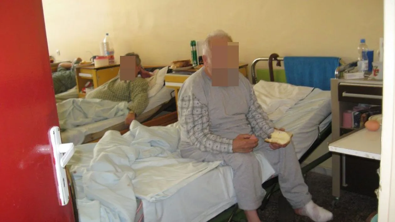 Alertă la Spitalul Județean Botoșani. Ce s-a descoperit în bagajul unui pacient de 70 de ani întrece orice imaginaţie