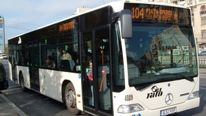 Situatie inedita la RATB! Regia face reclama gratuita, din banii bucurestenilor, la mall-uri si magazine. Vezi cum s-a ajuns aici!
