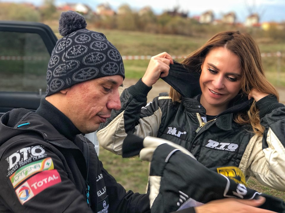 Adina Buzatu a devenit pilot de raliuri! Ce campion mare i-a stat alături
