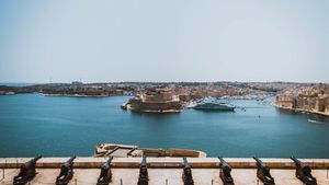 Malta, strategie inedită! Oferă până la 100 de euro pentru cei care petrec cel puțin trei zile de vacanță pe insulă