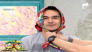 Mugur Mihaescu o sa fie invidios cand o sa vada aceste imagini! Razvan Simion s-a transformat in celebra "Leana"