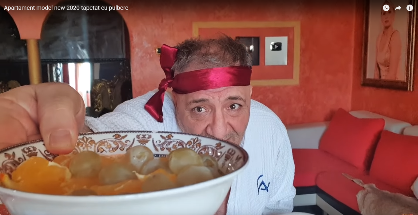 Cum arată, de fapt, apartamentul în care locuiește Nelson Mondialu. Pe afară-i vopsit gardul, înauntru-i… interlopul