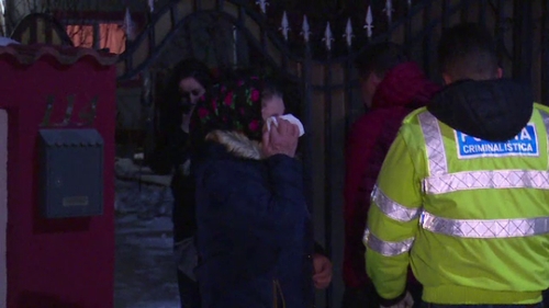Tragedie într-o familie din Dâmbovița! Și-au găsit fiul mort în baie, chiar înainte de a se căsători