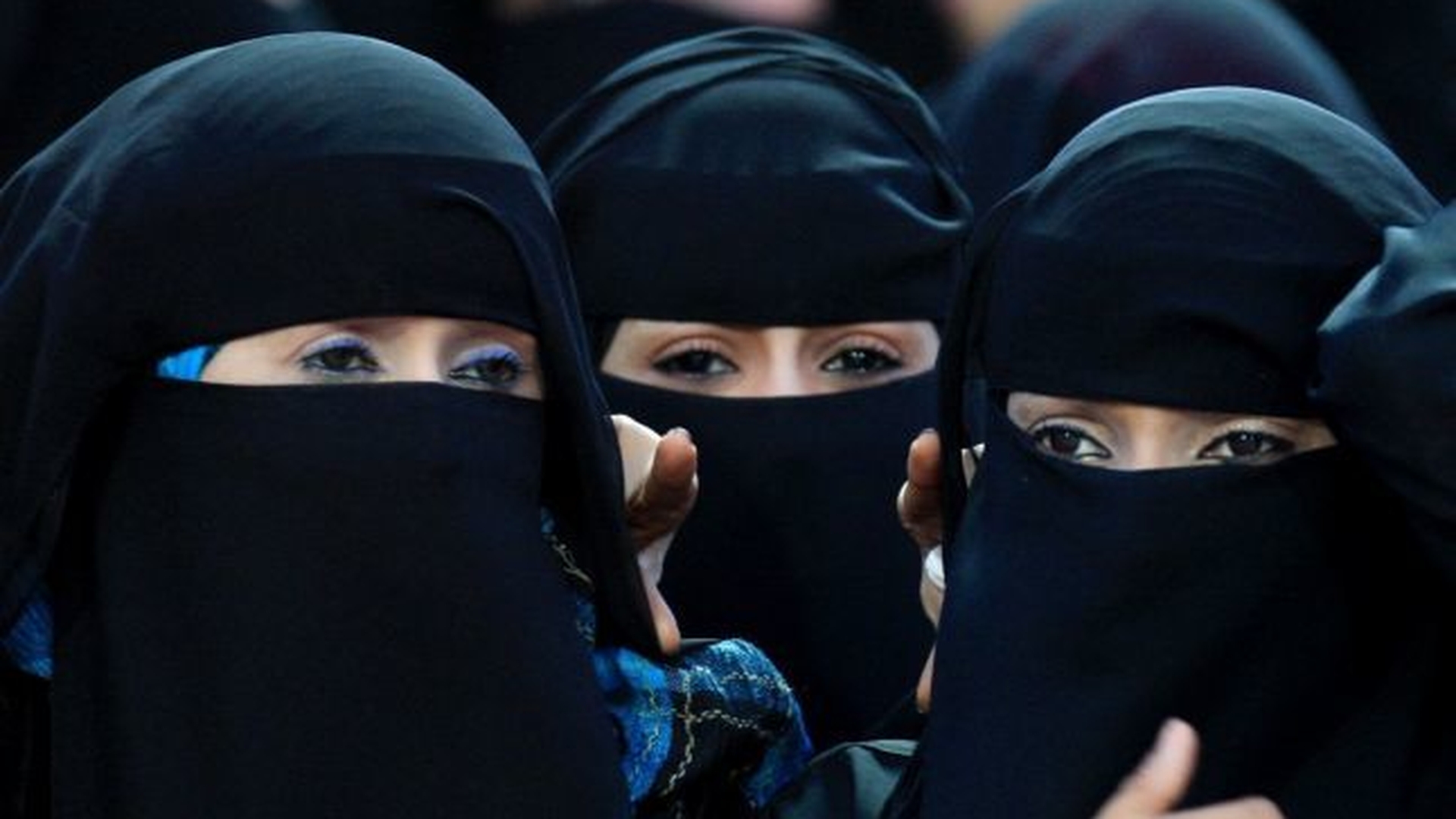 Noi drepturi pentru femeile din Arabia Saudită. Merg pe stadioane să-şi încurajeze echipa favorită