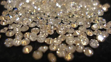 O tona de aur si pietre pretioase gasite sub un templu din India! DESCOPERIRE FABULOASA!