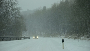 Prognoza meteo azi, 8 aprilie 2026. Cod galben și cod portocaliu de viscol în România: vânt extrem și ninsori puternice
