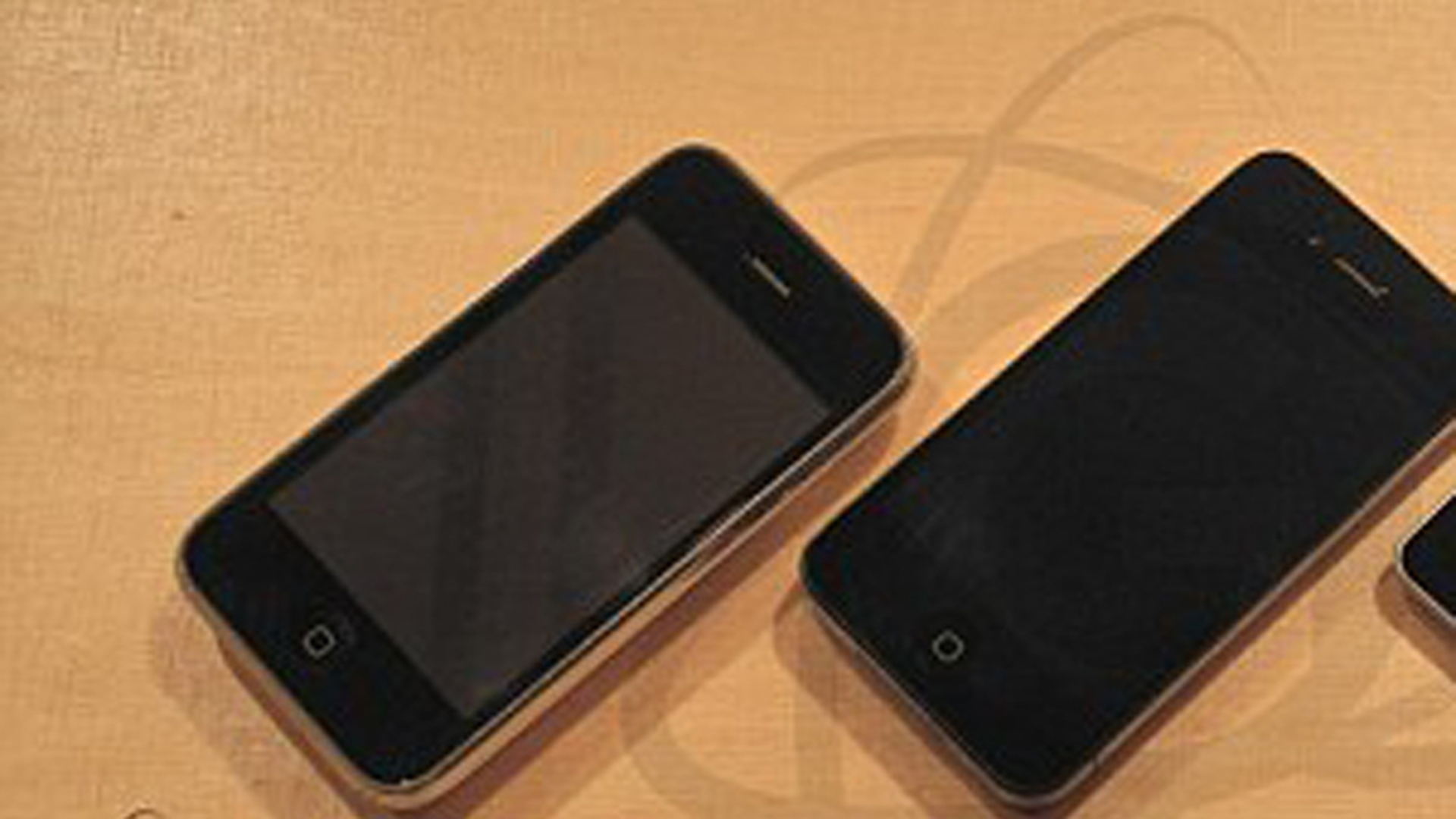 Un copil a fost lovit cu pumnul in cap, pentru un iPhone