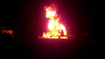 O cisterna cu bitum a luat foc pe DN1, in Sibiu!