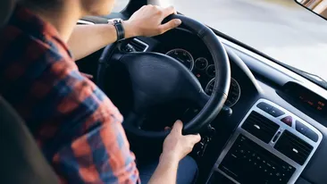 Coşmarul prin care trece o româncă după ce a plătit 20.000 de euro pe o mașină nouă. Ce i s-a întâmplat după o săptămână