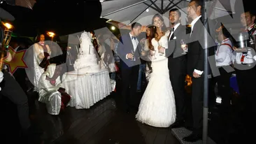 DEZASTRU! Ploaia a fost de vina: uite cum arata rochia Biancai Dragusanu la sfarsitul nuntii!