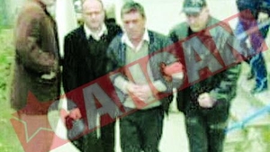 Si-a ucis sotia in fata copilului