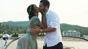 S-a aflat deja! Mădălina Ghenea va avea un băieţel !