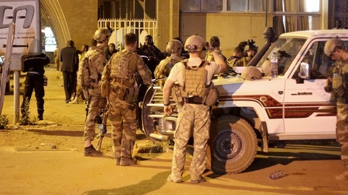 Atac terorist în BURKINA FASO! Cel puţin 17 morţi şi 10 răniţi până acum