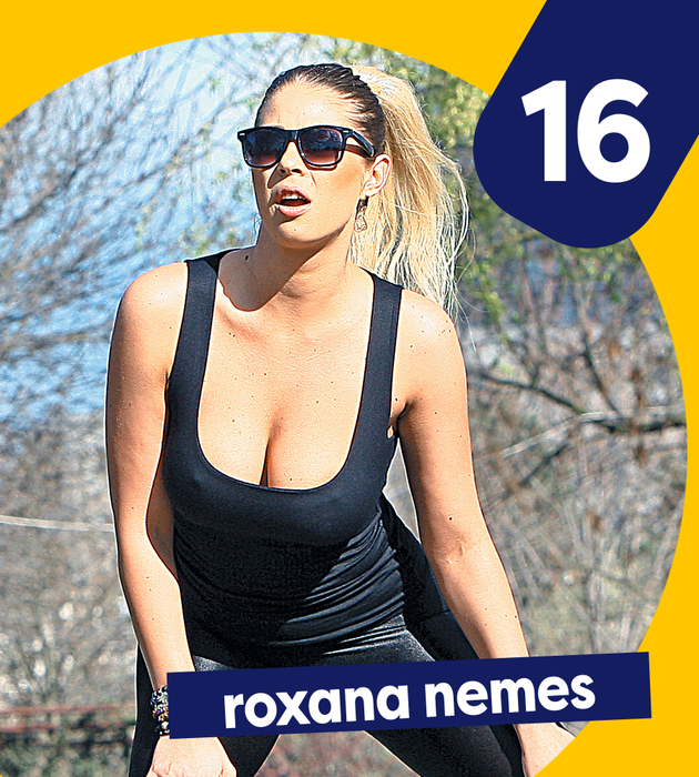 Top 40 sexy-vedete care nu poartă sutien pe stradă