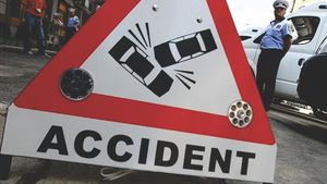 Un om de afaceri din Petroşani a murit după ce a căzut cu maşina de pe un pod