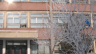 Directoarea unei scoli din Sibiu a fost acuzata ca a batut elevii