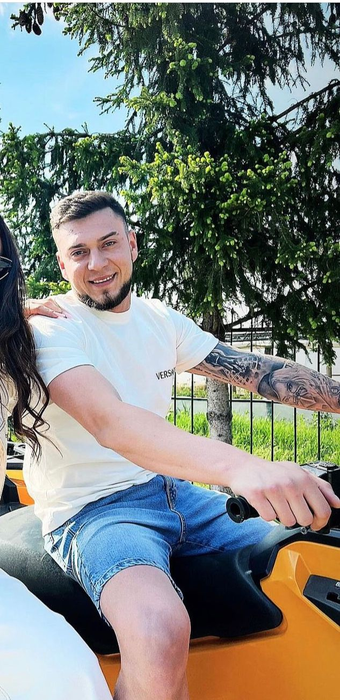 Cei doi sunt destul de discreți