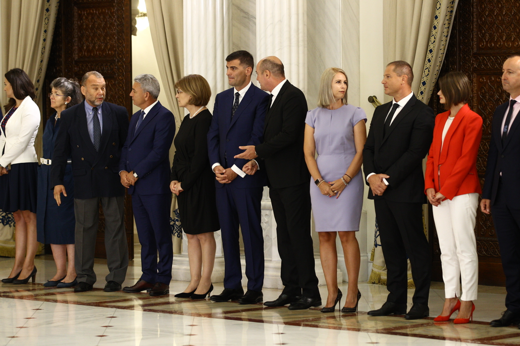 Simona Halep și-a „oficializat” relația cu Toni Iuruc în fața președintelui Klaus Iohannis! Primele imagini publice cu fericitul cuplu, la Palatul Cotroceni