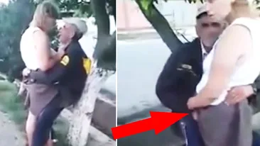 VIDEO Un bărbat a fost FILMAT în timp ce îî băga mâna unei tinere pe sub ROCHIE! I-am dat 10 lei CONTINUARE ESTE INCREDIBILĂ