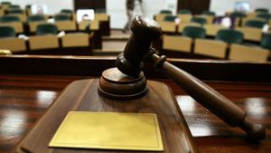 Un profesor a fost condamnat la moarte! Ce le făcea acesta elevelor sale e tulburător