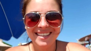Andreea este tânăra care a murit în groaznicul accident de la ieșirea din Buzău. A lăsat în urmă un copil de 4 ani