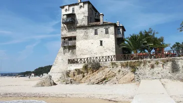 Grecia, locul în care românii sunt dispuși să se mute vara. Câți bani costă o casă cu vedere la mare în Halkidiki