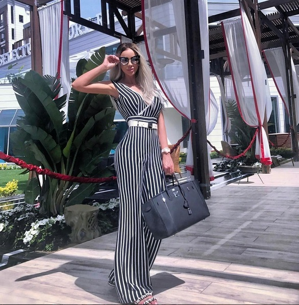 Bianca Drăguşanu a făcut parada modei la turci