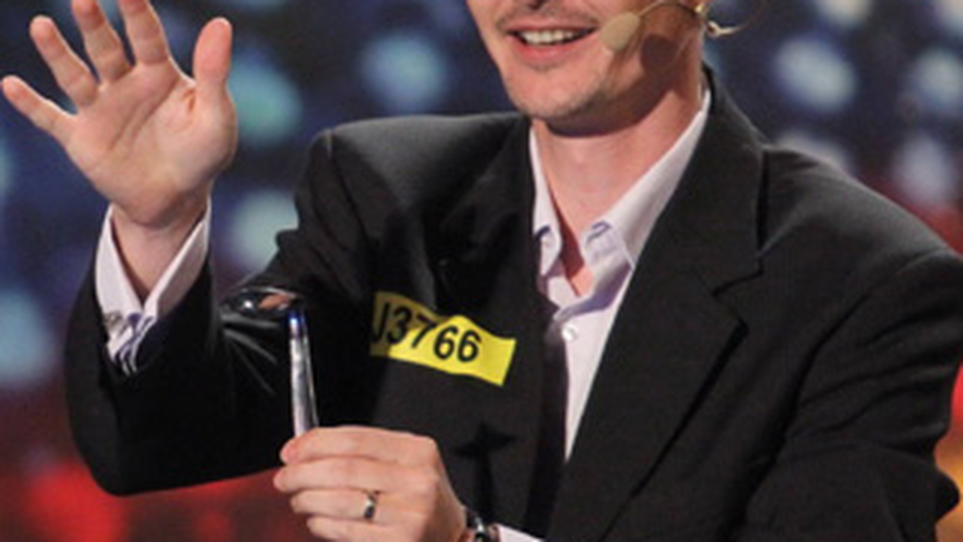 Mentalistul de la "Romanii au talent" a invatat meserie din cartile lui Iosefini-tatal! Vezi ce stia sa faca inainte sa citeasca ganduri!