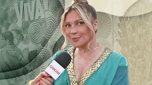 Lora nu vrea să cedeze! Soţul nu i-a satisfăcut dorinţa, iar artista... l-a pus la punct: “Nu cer mult”
