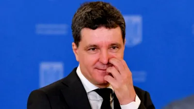 Nicușor Dan, pus la zid pentru gestul devenit viral în România: „Păcat că la inundații n-a fost”