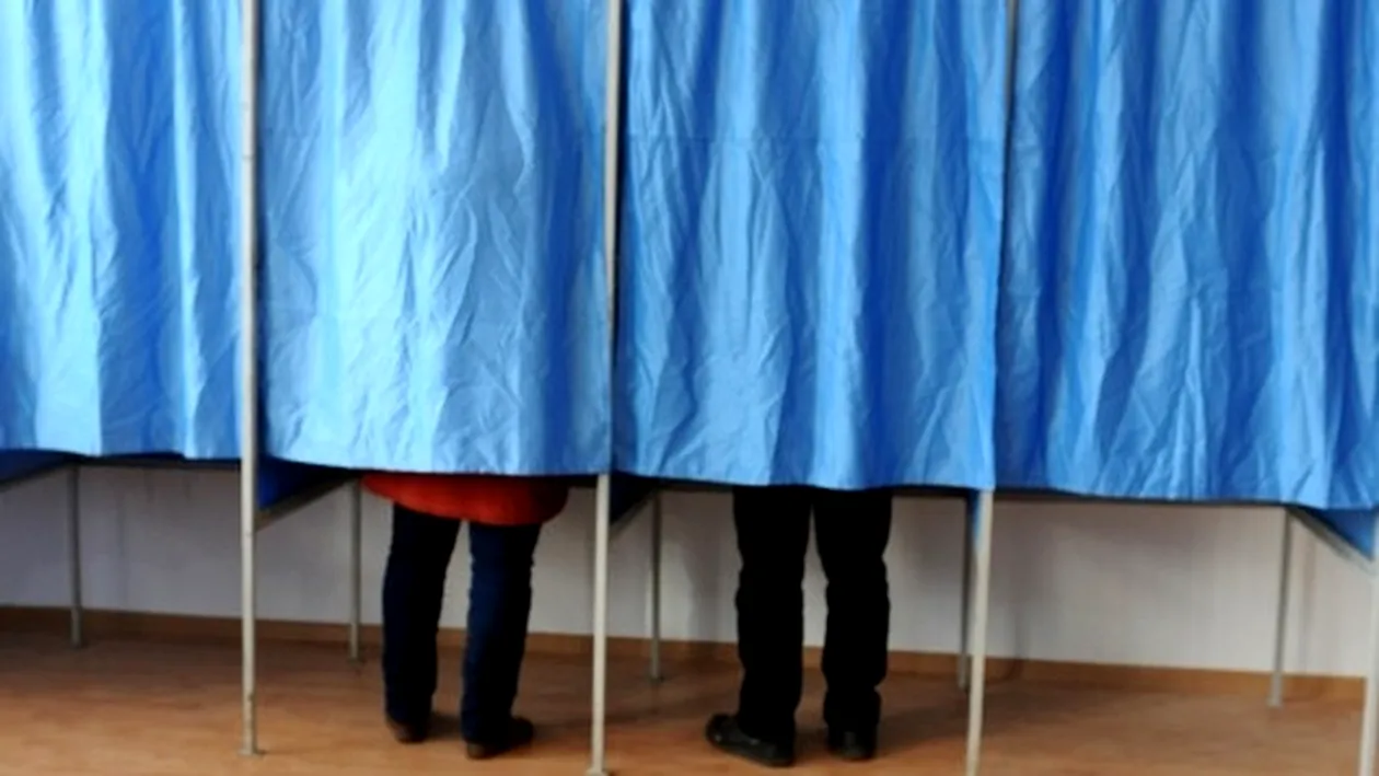 Bătaie la o secție de vot din Dolj, după ce un bărbat l-a pozat pe altul, care ducea oameni la vot