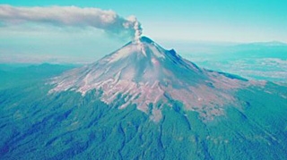 Nivel de alerta ridicat in jurul vulcanului Popocatepetl din Mexic