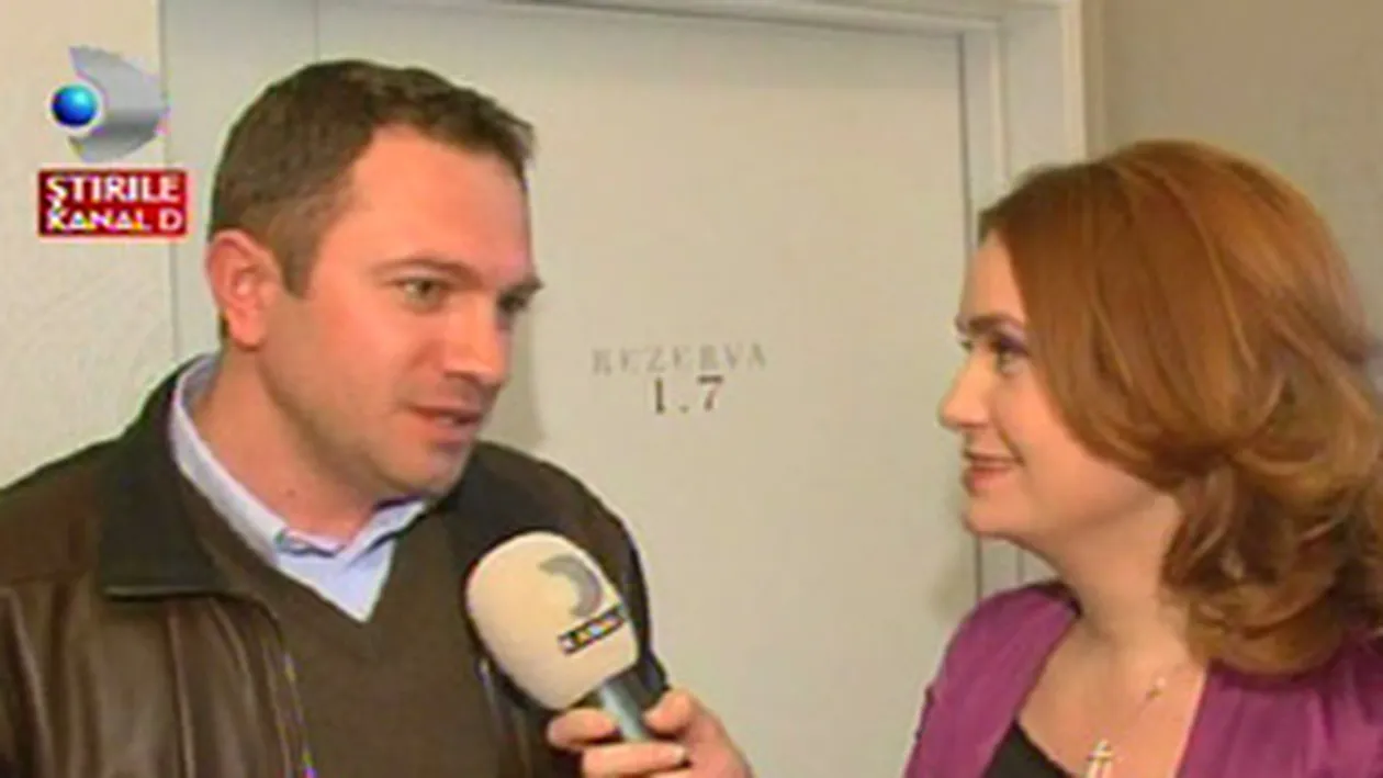 VIDEO Sotul Cristinei Spatar, Alin Ionescu, are grija de fiica abia nascuta: Am vorbit cu un agent sa n-o lase sa plece la discoteca