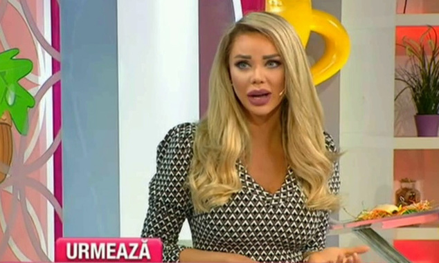 Bianca Drăguşanu, crize de nervi în emisiune: „Ar trebui să mă respectaţi!” L-a dat afară din platou