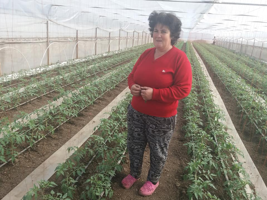 Daniela Chelu, unul dintre sutele de producători din Izbiceni