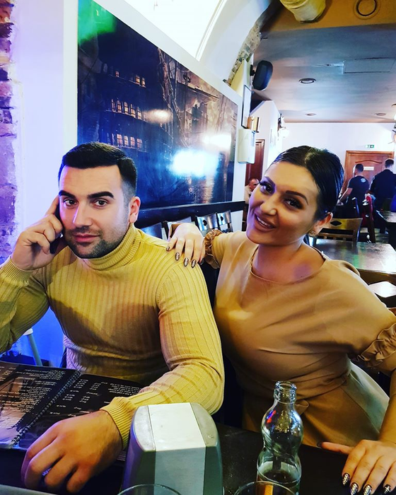George și sora lui celebră