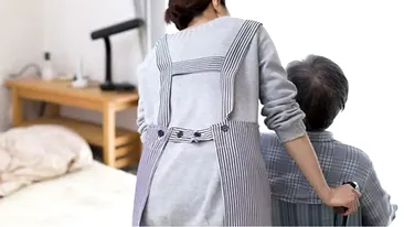 O badantă a găsit un bon poștal vechi în casa bătrânei pe care o îngrijește. A rămas fără cuvinte când a aflat cât valorează