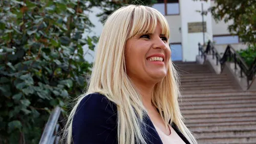 Elena Udrea s-a dus în vacanţă în Grecia, deşi trebuia să se prezinte la proces! Ce spune avocatul ei