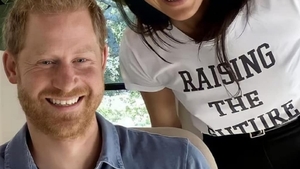 Un celebru prezentator TV a dezvăluit detalii intime despre prințul Harry ”A continuat să-și scoată cămașa”