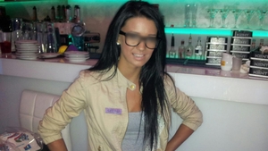 Ultimul mesaj lasat de ospatarita moarta in baia unul club din Centrul Vechi! Sora geamana a facut deja...