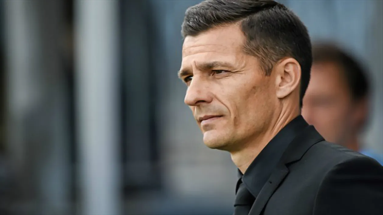 Cine il asteapta pe Galca dupa fiecare antrenament in fata casei!? Imagini cu prietenul secret al tehnicianului stelist!