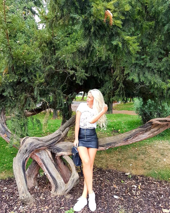 Ioana Tufaru dă de pământ cu Hannelore Ulrich de la “Insula iubirii”! Spune că știe adevărul
