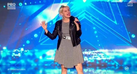 Vezi cele mai tari momente de la „Romanii au talent“. Unii s-au făcut de ras, altii ne-au facut sa vibram de emotie!
